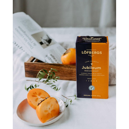 Löfbergs Jubileum, tuotemerkintä lähikuvassa